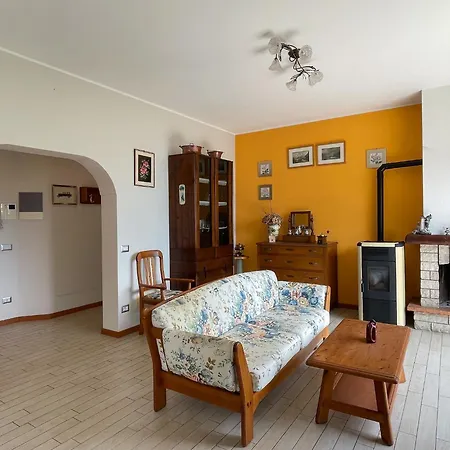 Apartment Il Melograno 1 With Access