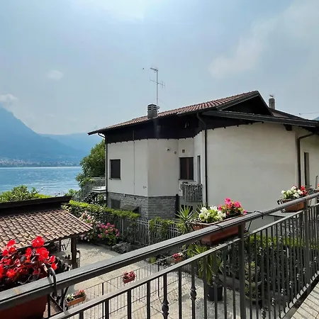 Apartment Il Melograno 1 With Access Oliveto Lario