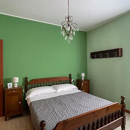 Il Melograno 1 With Access Apartment Oliveto Lario